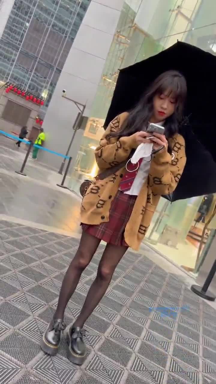 180eba60-2976-11f0-952a-96c7ca780c75.mp4