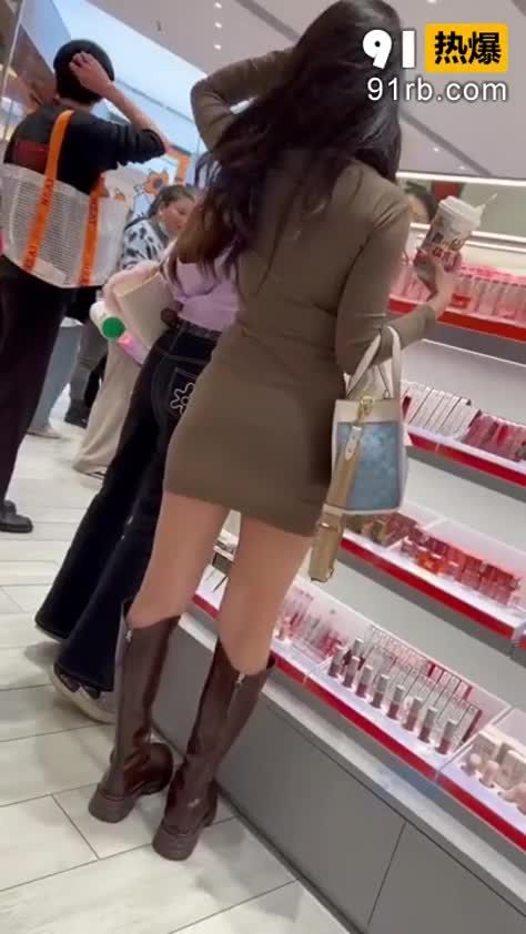 f0b8985d-f43c-407f-8e5c-04117f756933.mp4