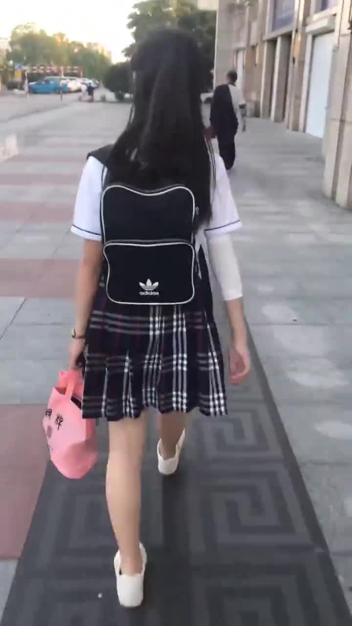 1f0c9a94-32a9-11f0-8e28-4ad8410911d3.mp4