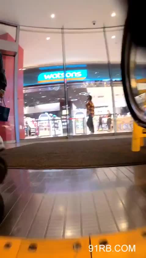 dde65450-5206-46e0-873d-da3f4a721c73.mp4