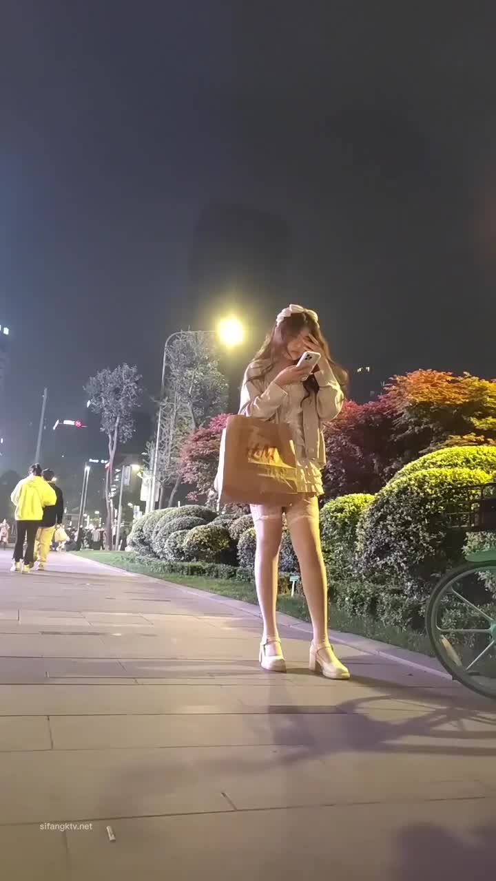 ff9a7d23-d318-4d5a-83fe-2787c8c70b34.mp4