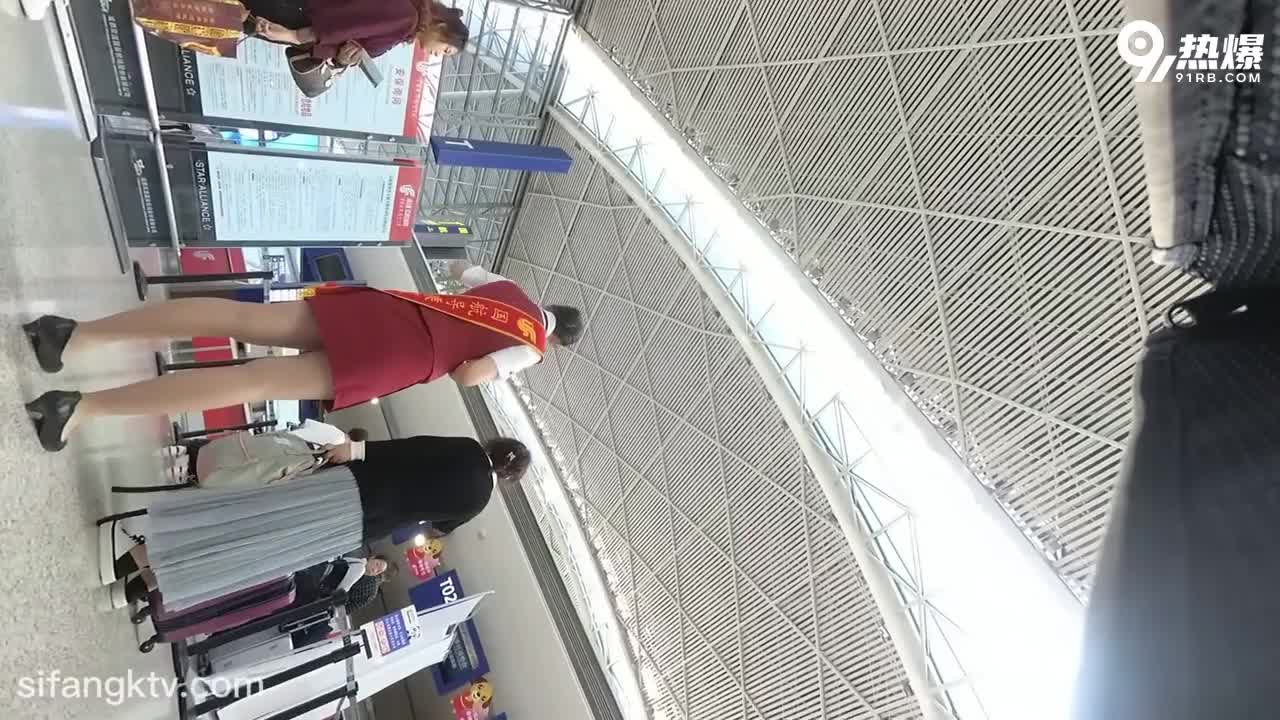 a672726c-8716-4e4b-b713-aa17c50e6efa.mp4