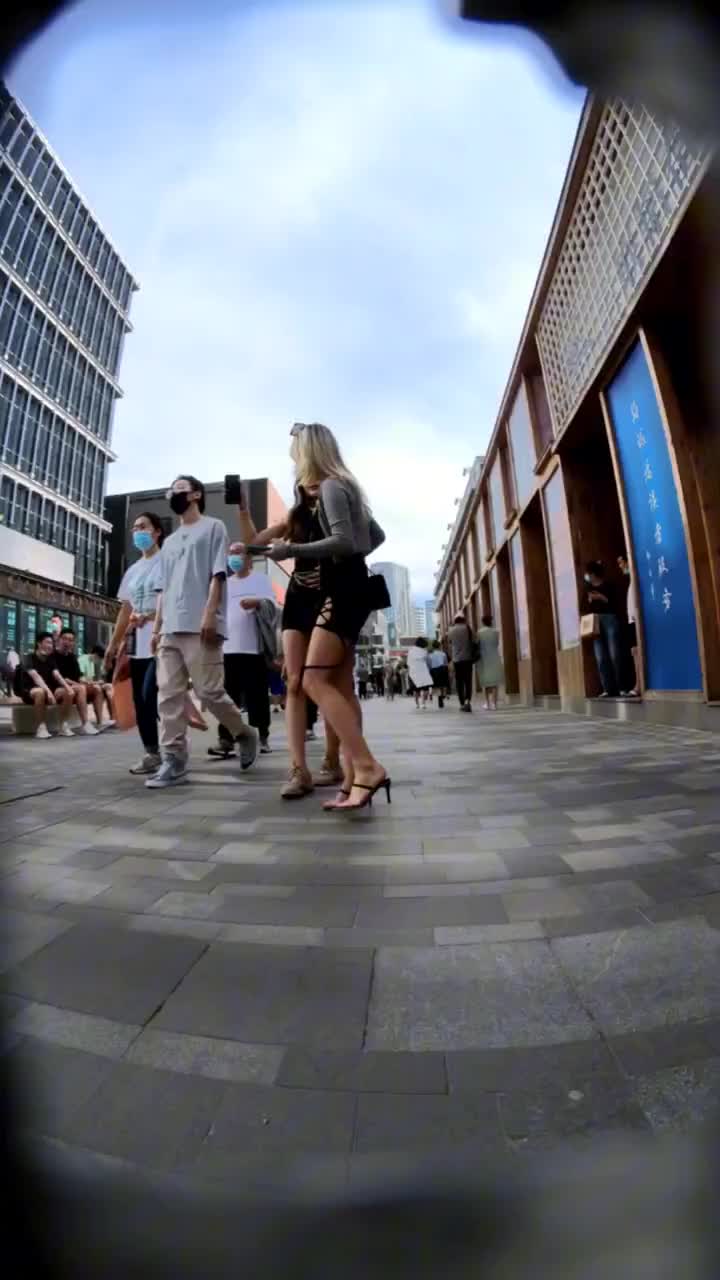 72d21508-351c-11f0-85ba-060db0d232c4.mp4