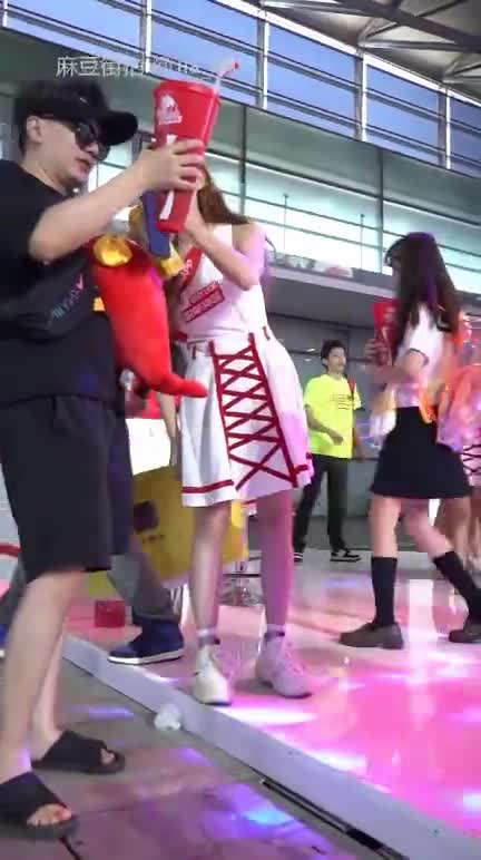 7368d604-34b9-11f0-85ba-060db0d232c4.mp4