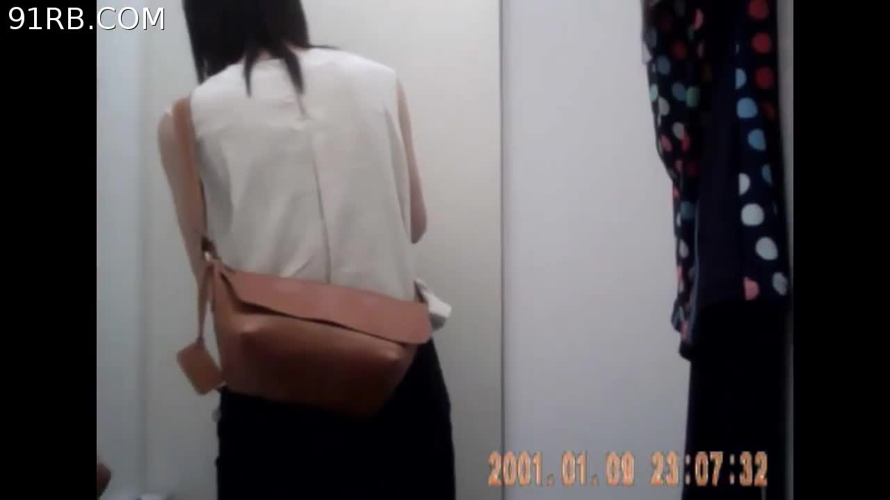 048ac454-75e0-49e3-a77a-5d4fdedb5988.mp4