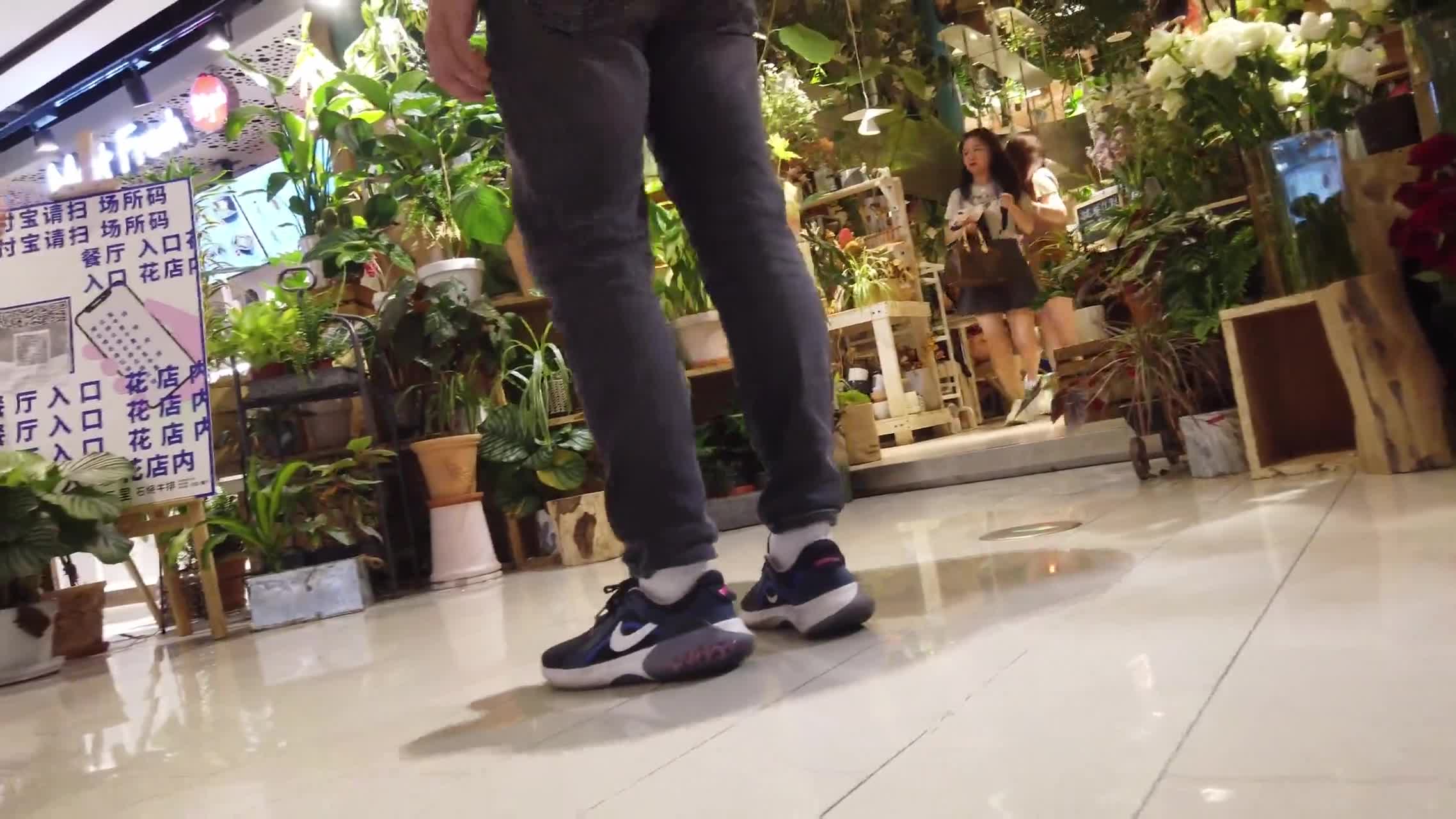 28f4443c-30ae-11f0-bd0a-9635f8b4fdee.mp4