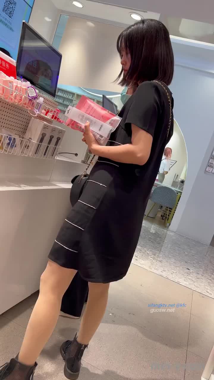 cf0ce5e1-70c3-4c38-b7b0-747a4f405f6e.mp4
