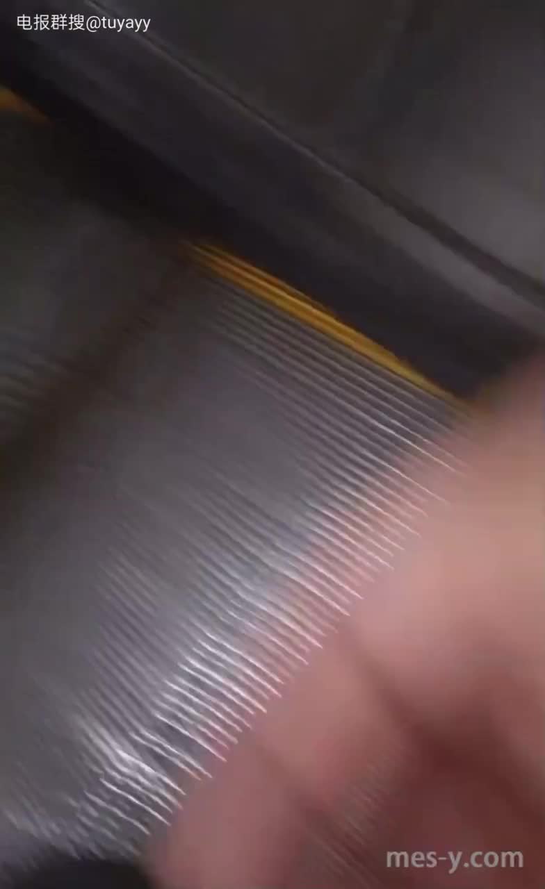 648006fb-1431-4a7f-8e8a-d76b68cfd38b.mp4
