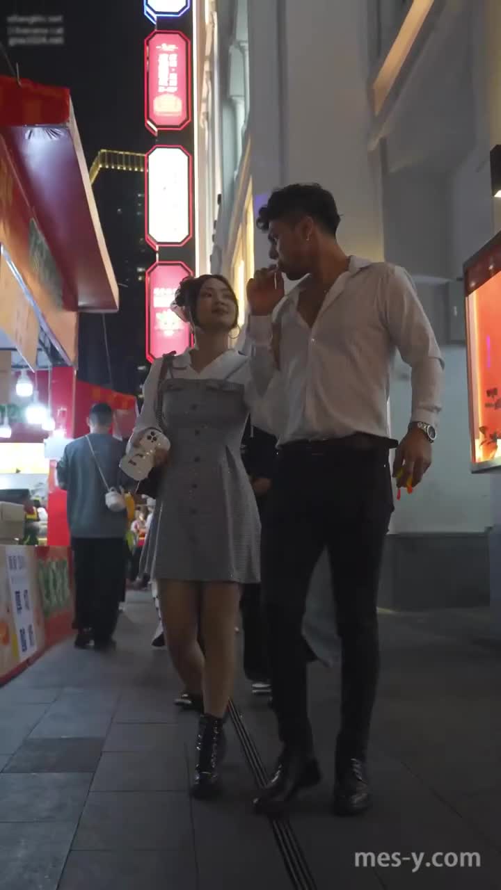 b65b58e6-f1a4-4557-84d5-b1e16a41b505.mp4