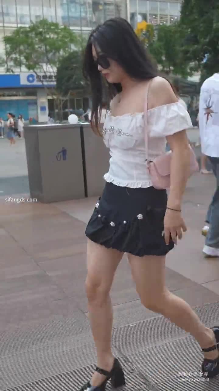 4e0034f4-2369-11f0-8a71-02f05352dc7f.mp4