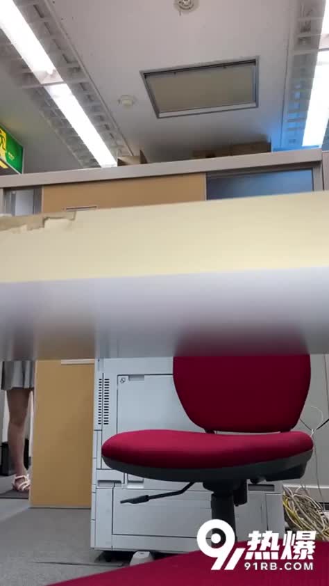 663e1ef0-dd29-4b70-85ad-ca070d36df1c.mp4