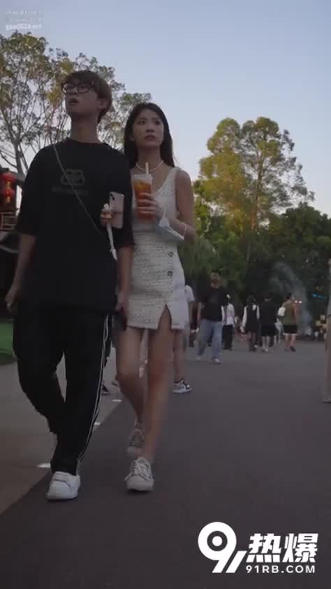 0a3f3cae-97f3-4a85-8b6b-273802739a2a.mp4