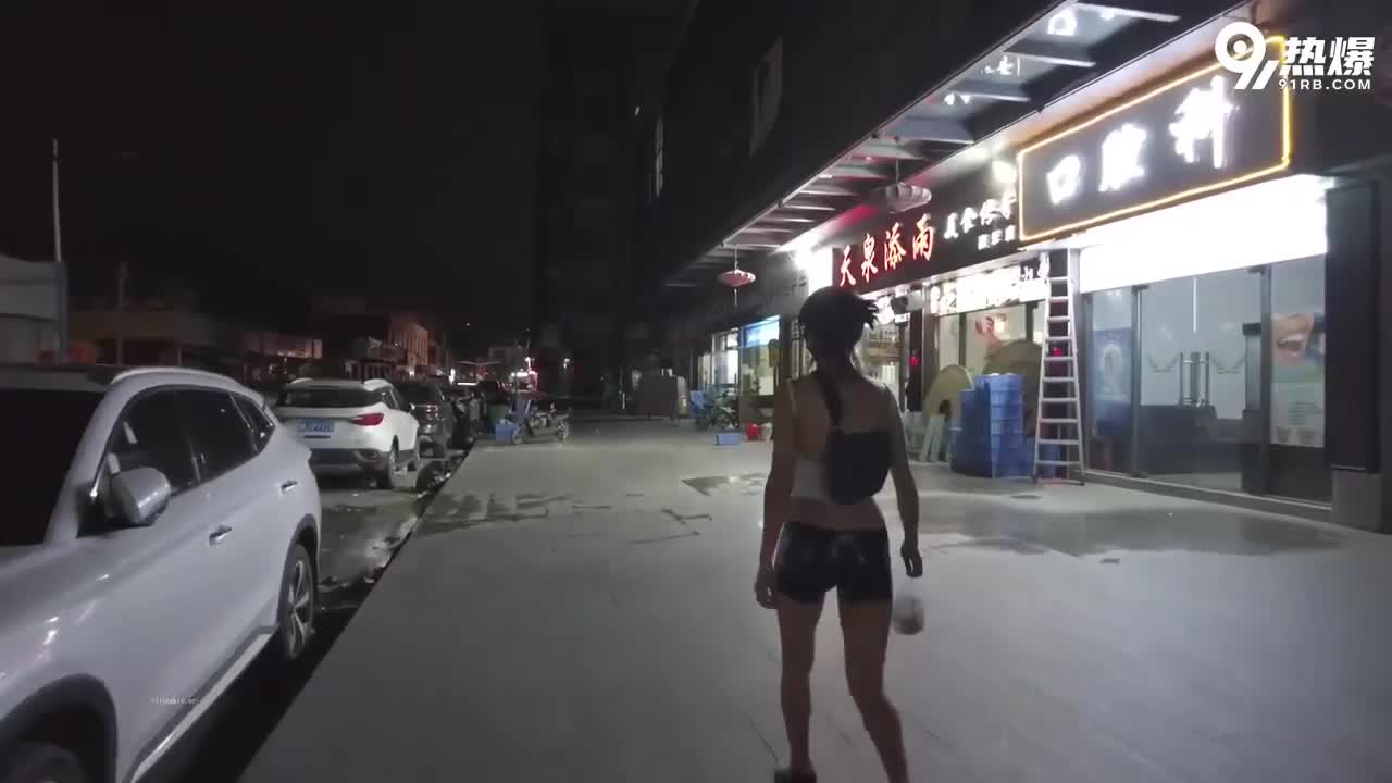 fe2f2361-6d66-457e-b4c8-a26fd6240eeb.mp4