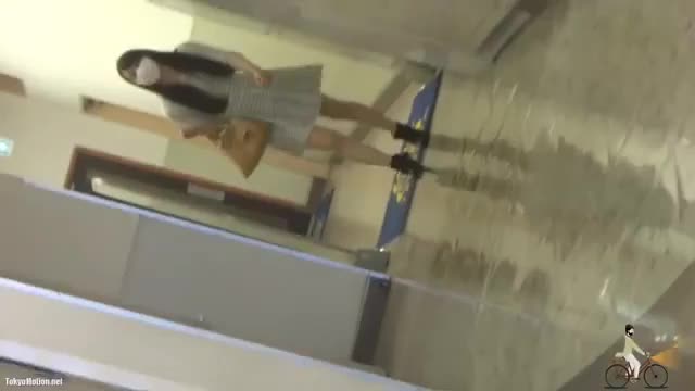 5a70e911-026d-413b-bb2a-0a43a2f679a3.mp4