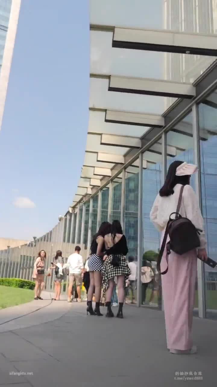 cdbe3d08-2404-11f0-8a71-02f05352dc7f.mp4