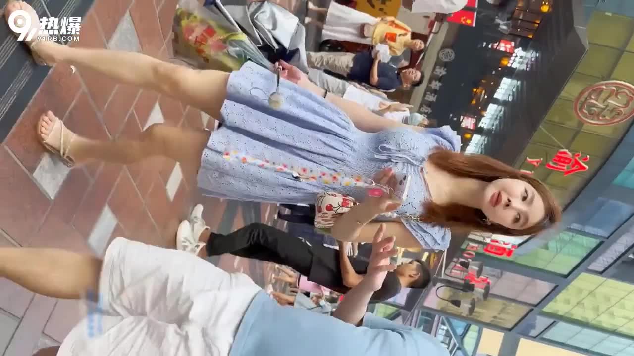 344062d5-0c8d-4416-b82b-19923945bf46.mp4