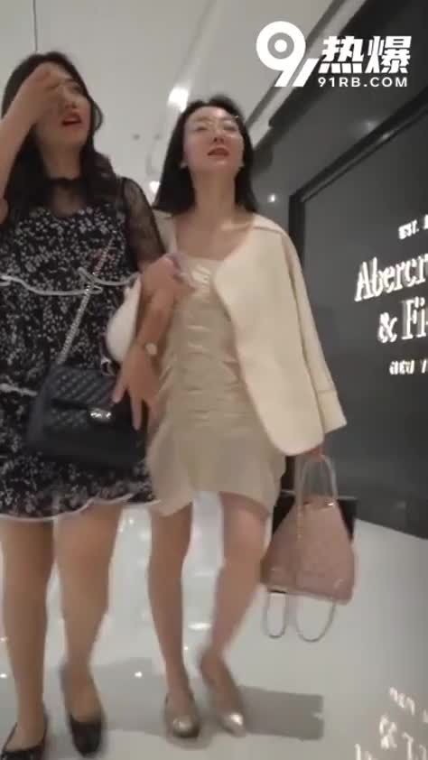 c05f2049-b1b8-4261-baa9-0b7cee2d94a7.mp4