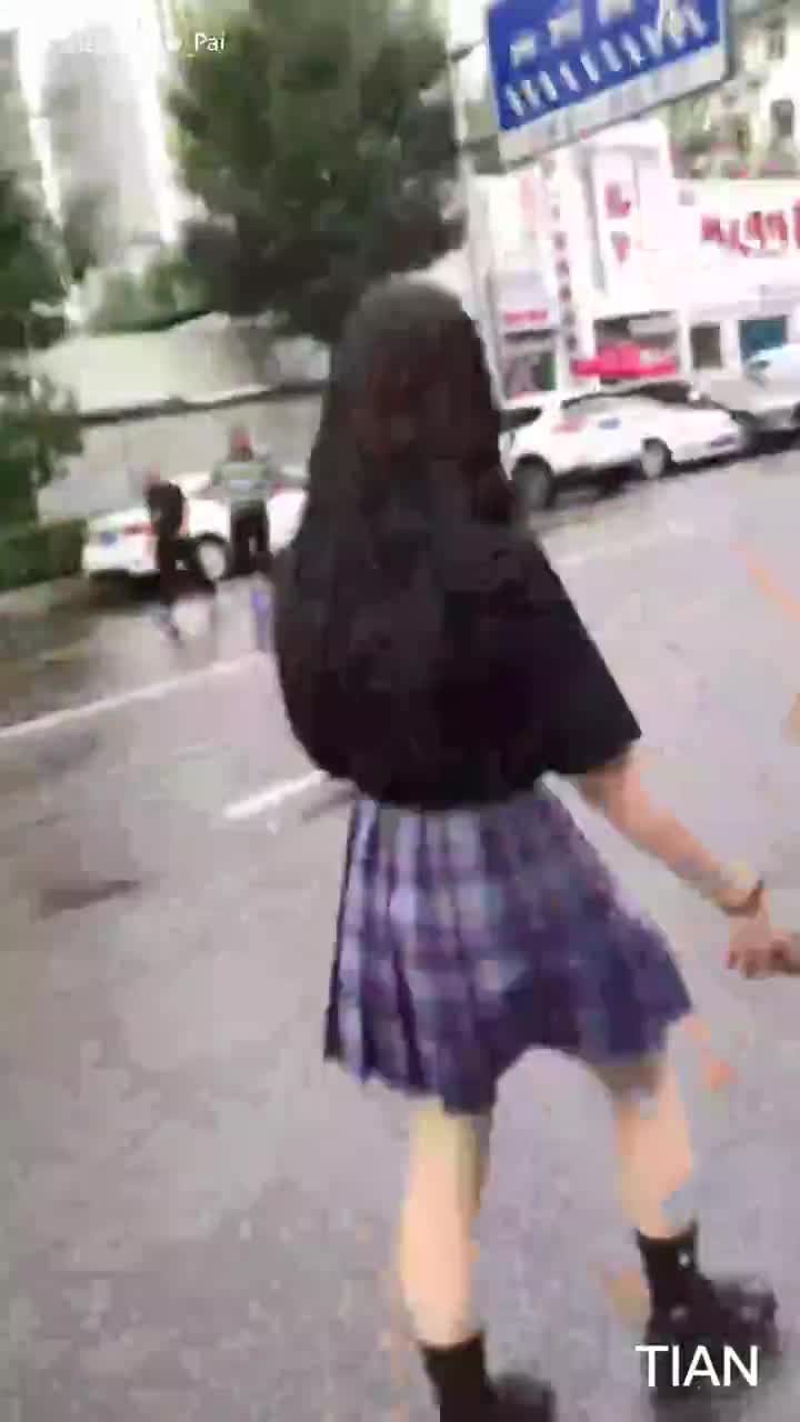 cbb36d28-331b-11f0-abba-6296f5242e55.mp4