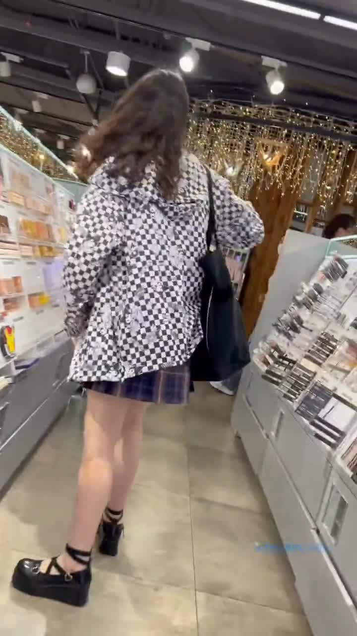 097e40ca-294d-11f0-952a-96c7ca780c75.mp4