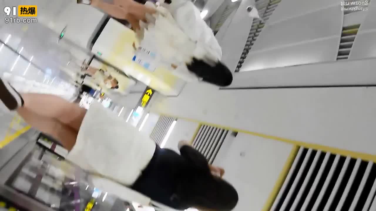 ac86de39-a913-4876-849c-81c7660c9056.mp4