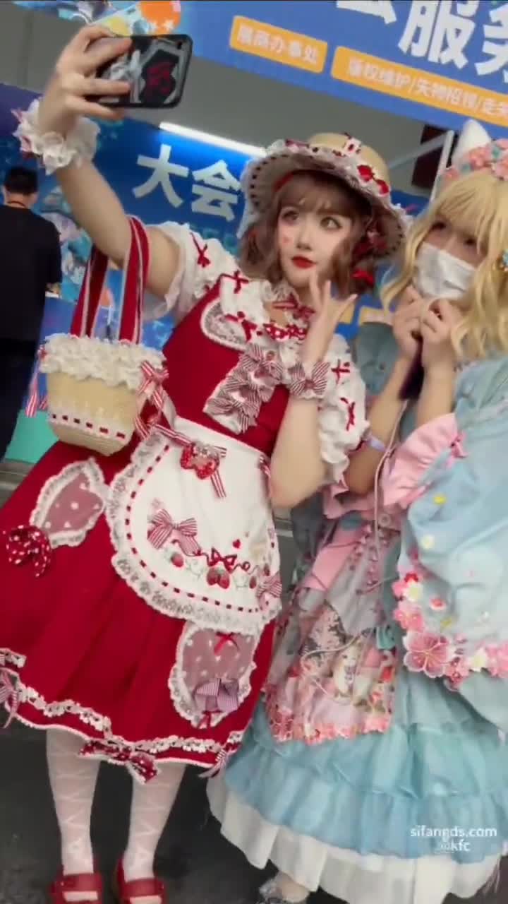 a58cc7d2-28c3-11f0-952a-96c7ca780c75.mp4