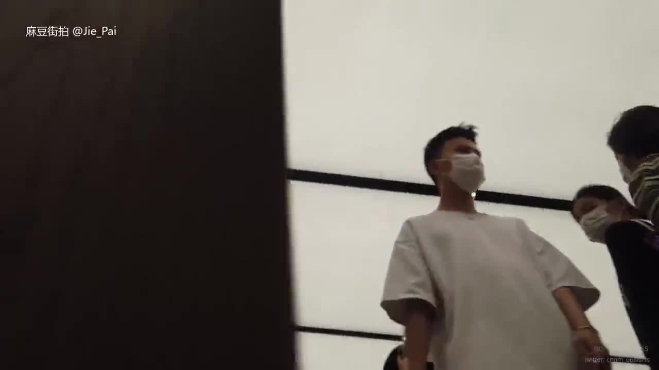 5981d580-32af-11f0-8e28-4ad8410911d3.mp4