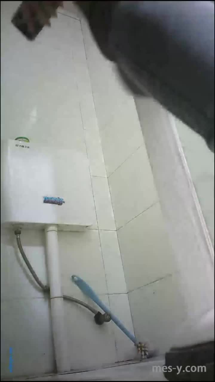 fffea5b5-f86e-4c71-91c8-bb0b39971110.mp4