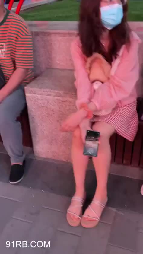 d9cea613-571f-4a4e-9286-f437033a68da.mp4