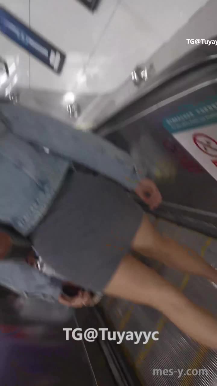 a3239c34-10de-4160-bfd5-318d0732b8d8.mp4