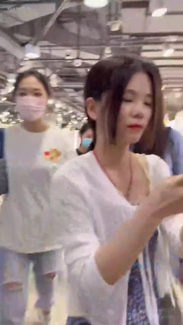 75779008-3454-11f0-85ba-060db0d232c4.mp4