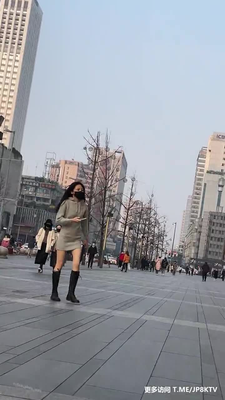 d64cb788-3048-11f0-bd0a-9635f8b4fdee.mp4