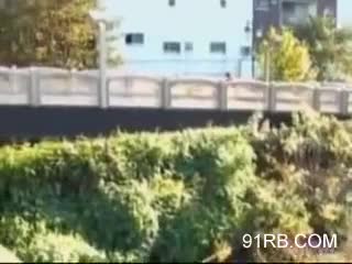 ad0fc694-f99d-4eee-9d5e-64b9b81a380e.mp4