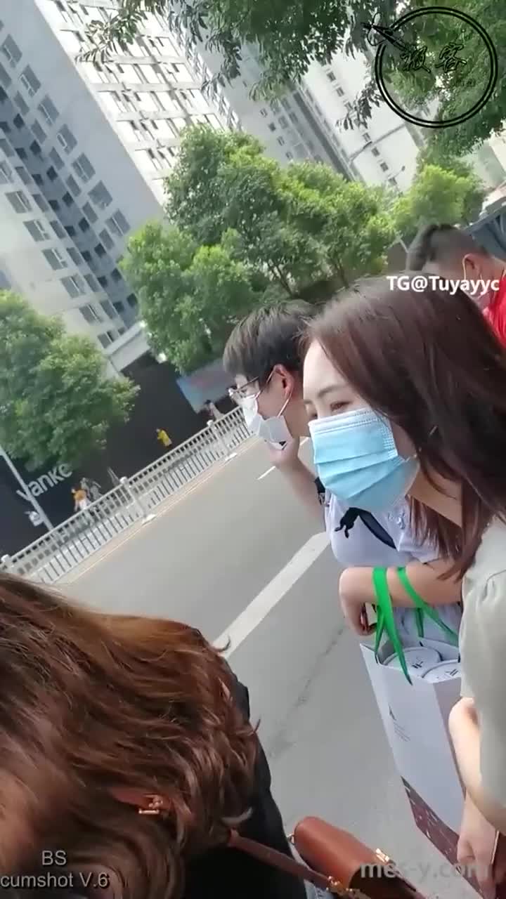 cd200631-667f-45fe-ba6f-a72967f021c0.mp4