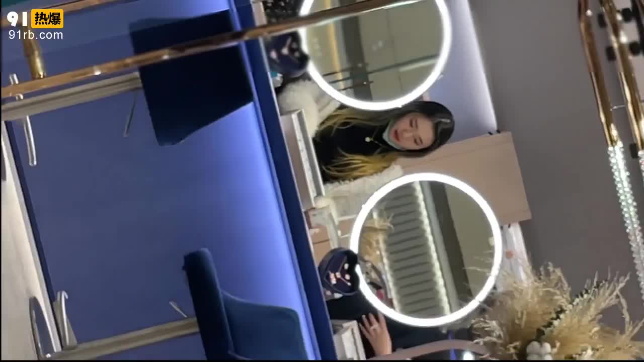 267d5d08-2f4a-42d7-ac0b-505fbc6c5614.mp4