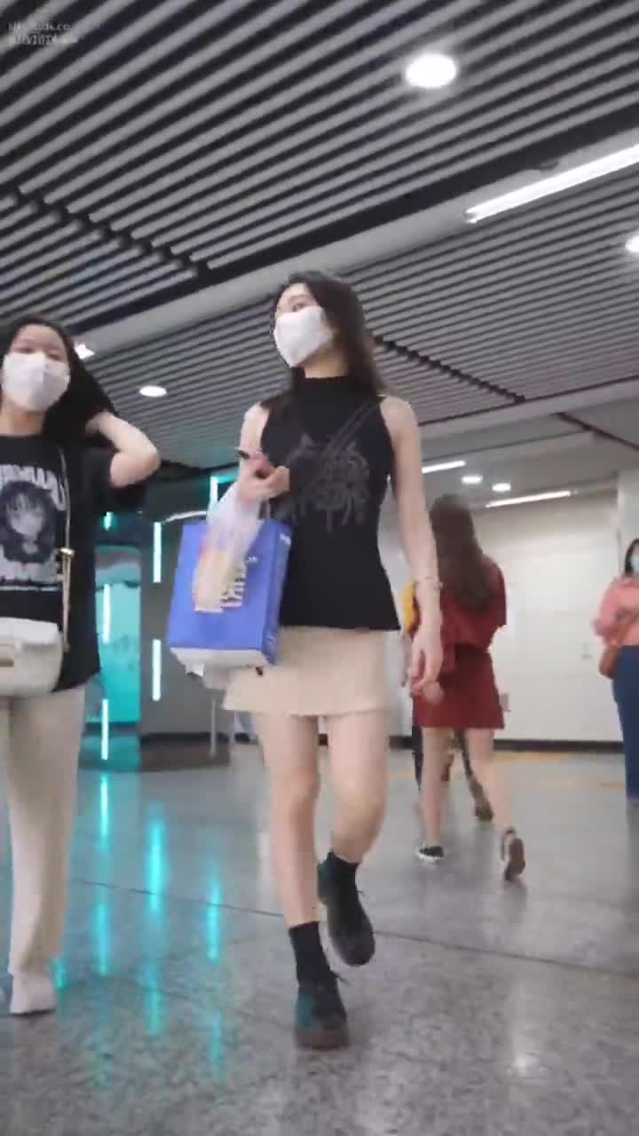 e3f36a1a-2c03-11f0-9f76-d2aa28aa9c1a.mp4