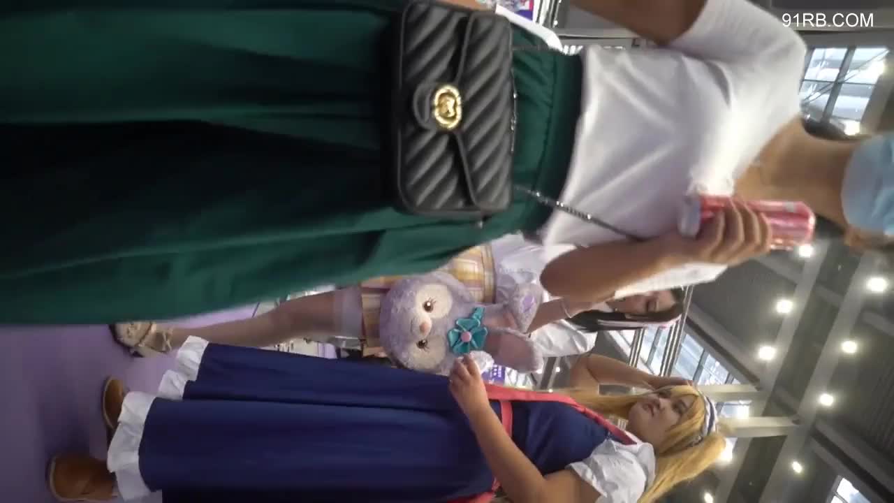 3f6ca6ec-df4c-41de-b310-6b51f24f5275.mp4