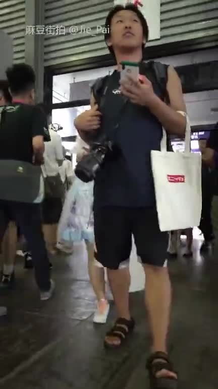 37aa0832-34ae-11f0-85ba-060db0d232c4.mp4