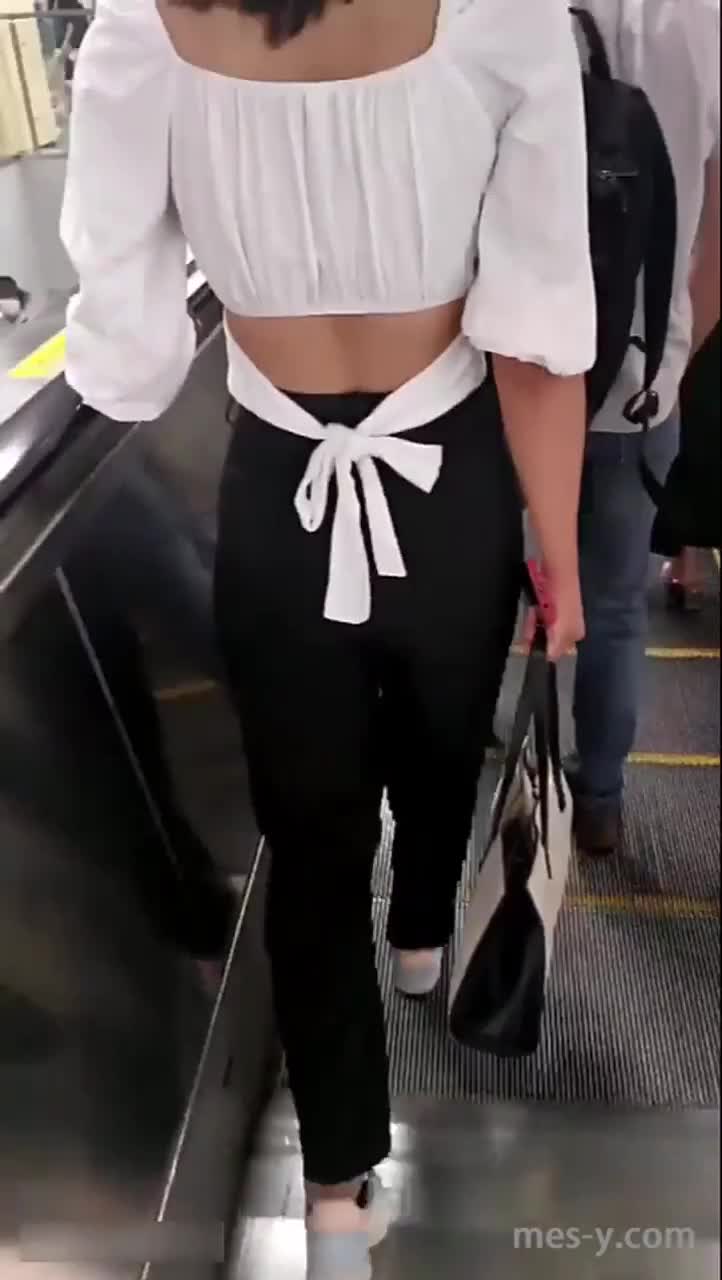 6ab83ad9-4e21-4230-a9e0-6aaa880f8096.mp4