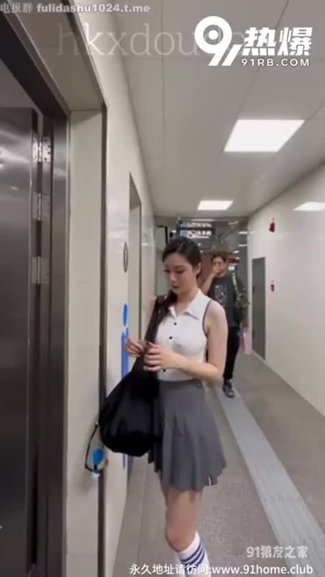2f5767b6-1930-44fc-ac60-82cc933cba1c.mp4