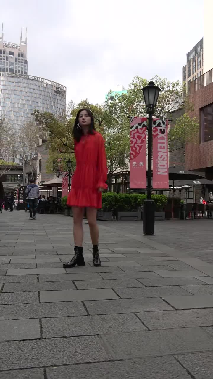 98acc99c-76b4-4d75-b931-b5d7eee0d09e.mp4