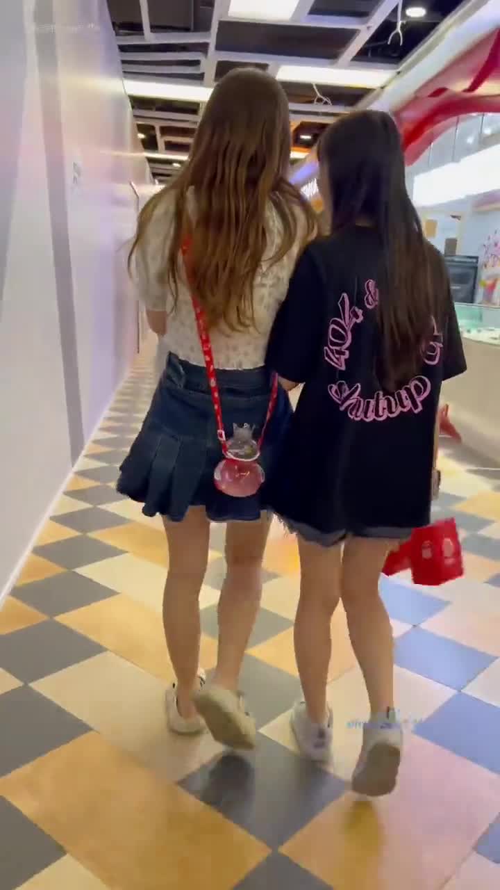 b5c56bb4-341b-11f0-85ba-060db0d232c4.mp4