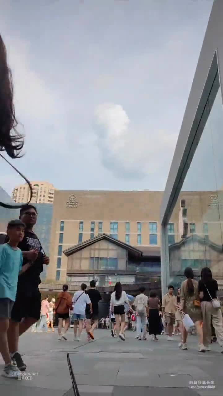 0ec2899e-238d-11f0-8a71-02f05352dc7f.mp4