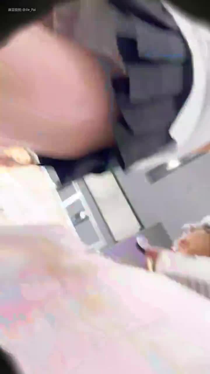 9fbde296-3449-11f0-85ba-060db0d232c4.mp4