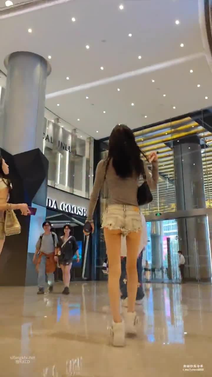 b765e6f6-23a4-11f0-8a71-02f05352dc7f.mp4