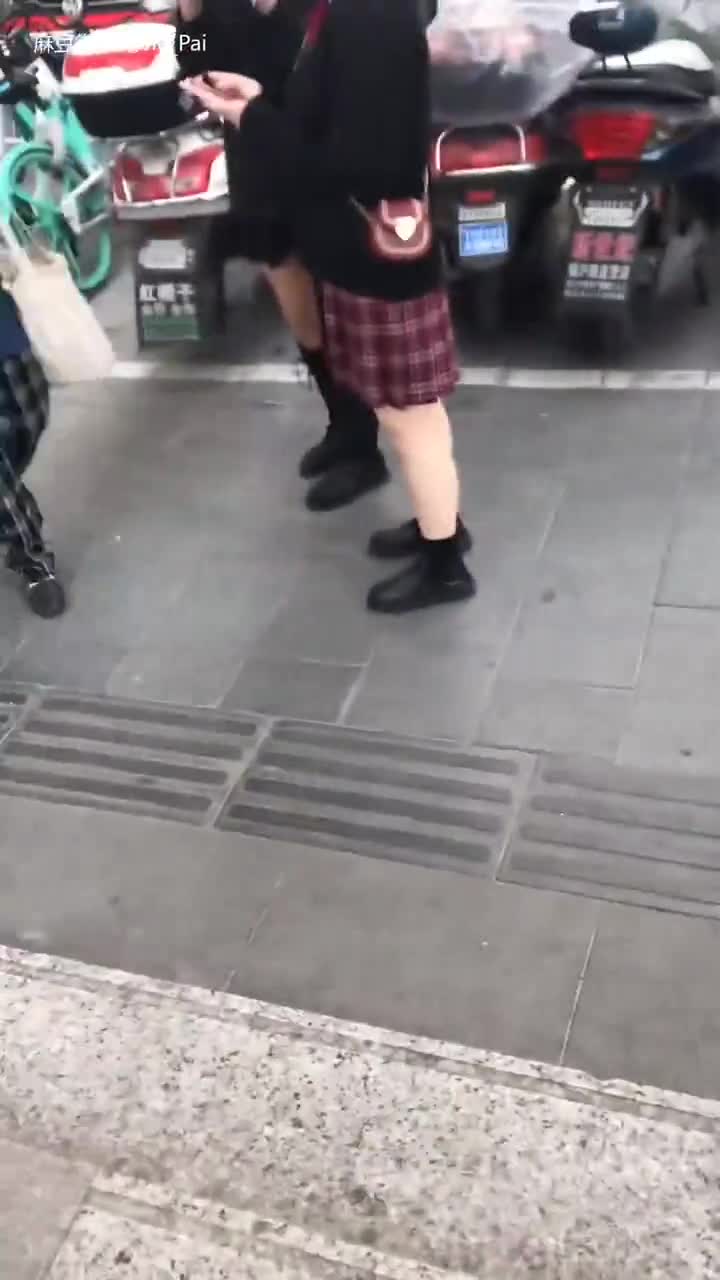 79b2dde0-32a5-11f0-8e28-4ad8410911d3.mp4