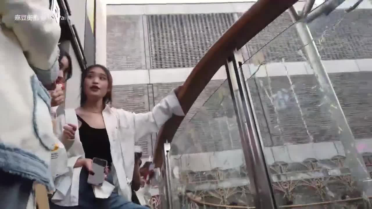3058affa-3294-11f0-8e28-4ad8410911d3.mp4