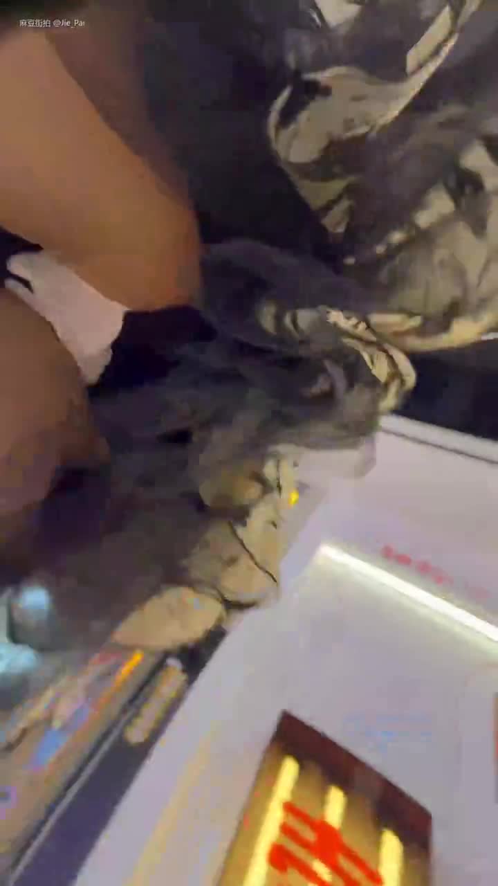 920b0cf0-37ff-11f0-a977-d2c1d51a21ca.mp4