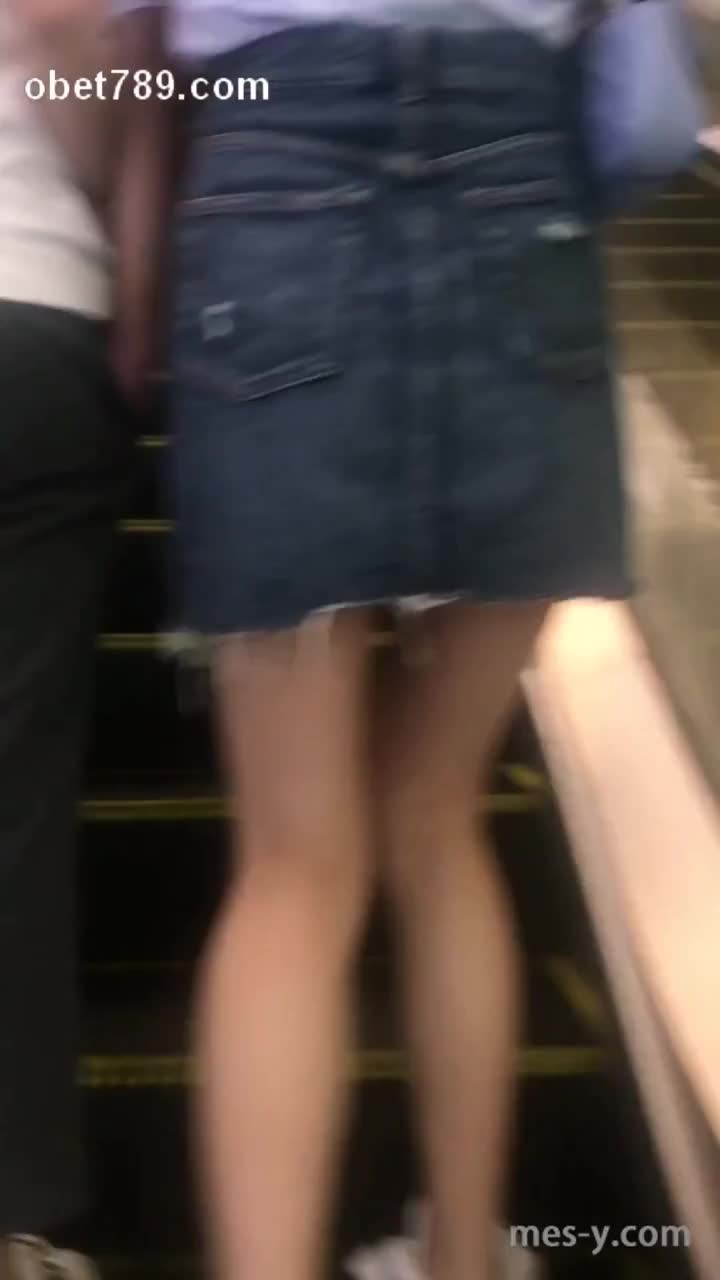 b2e09fad-cdf5-425a-b4f9-cc12286e7670.mp4