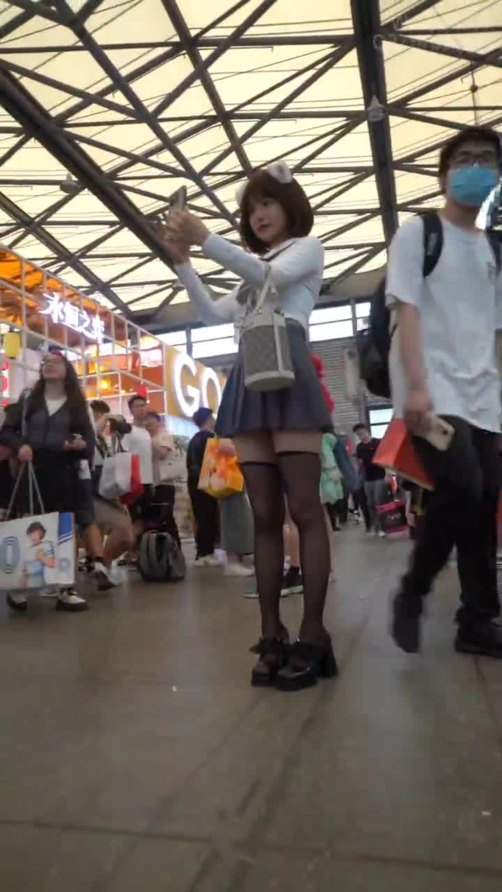 95fe9734-3780-11f0-85ba-060db0d232c4.mp4