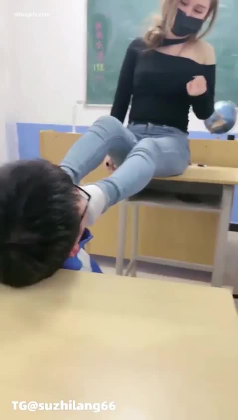 53c7b963-9de1-4caa-8c72-1dc41c901e4f.mp4